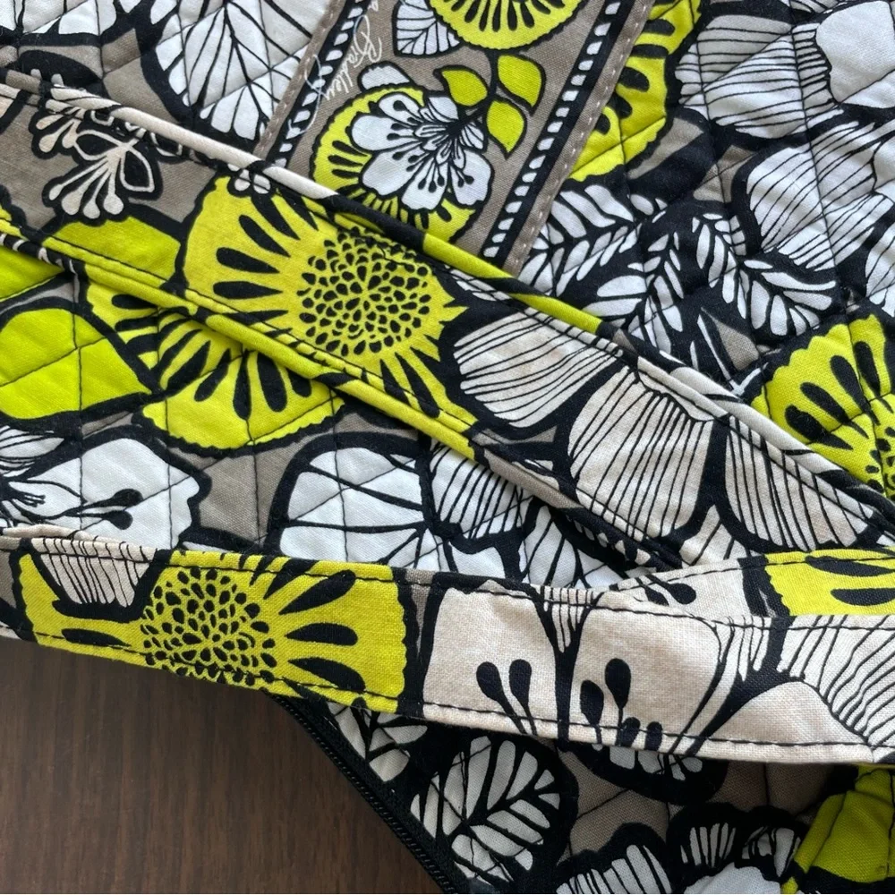 Vera Bradley Shoulder Bag - Picture 4 of 11